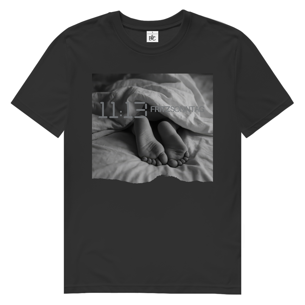 11:13 - Men’s T-Shirt